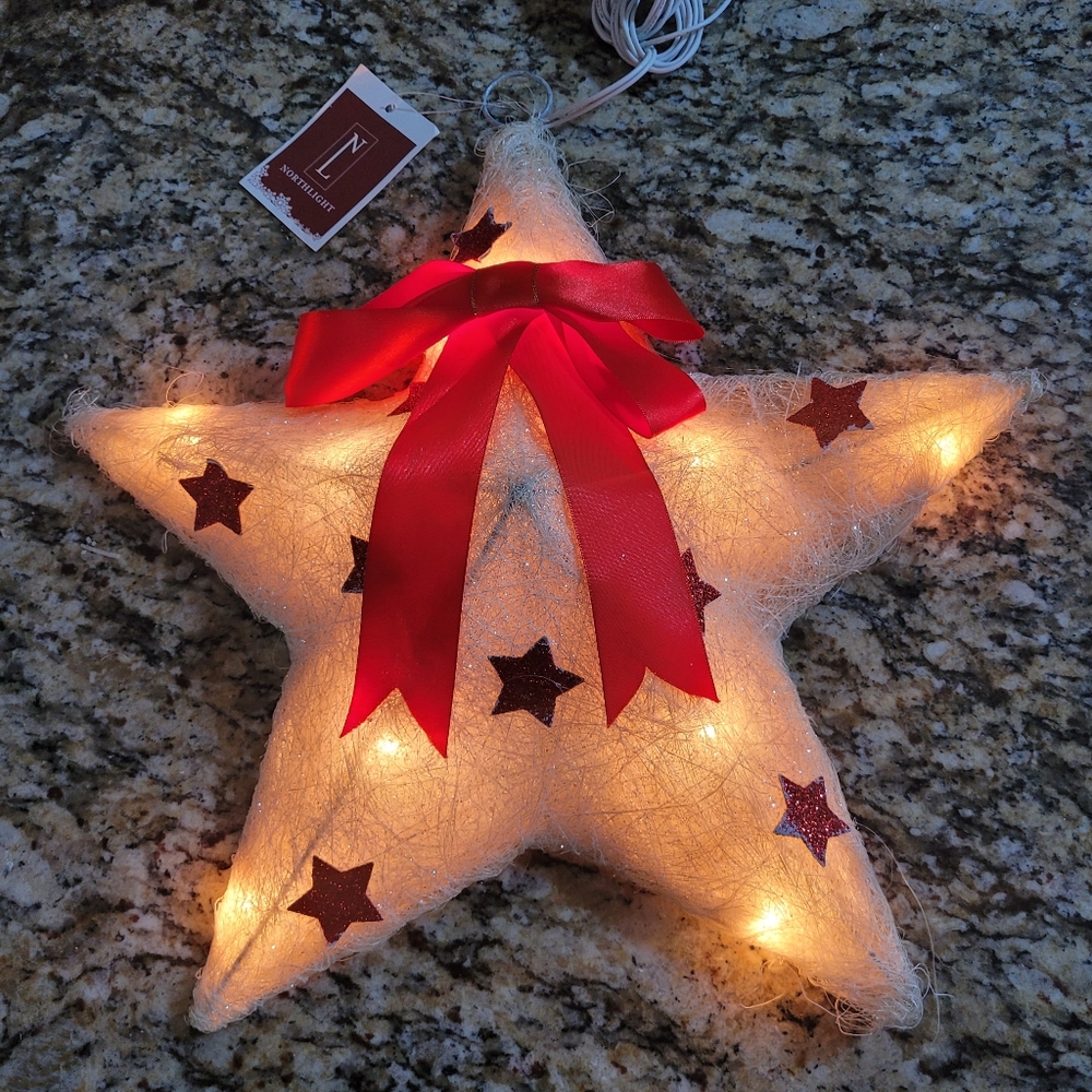 Northlight approx. 17" White LED Lighted Sisal Star Hanging Christmas Decoration